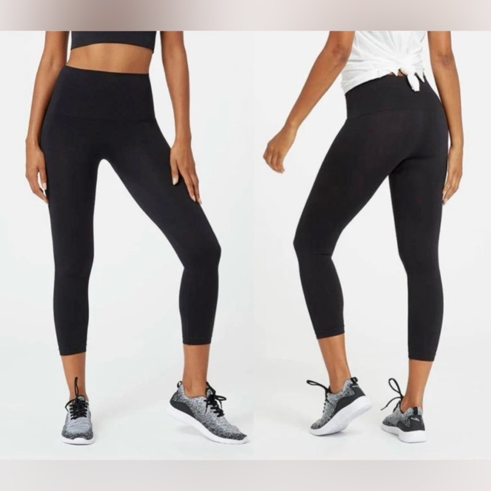 SPANX Black Cropped Leggings Medium